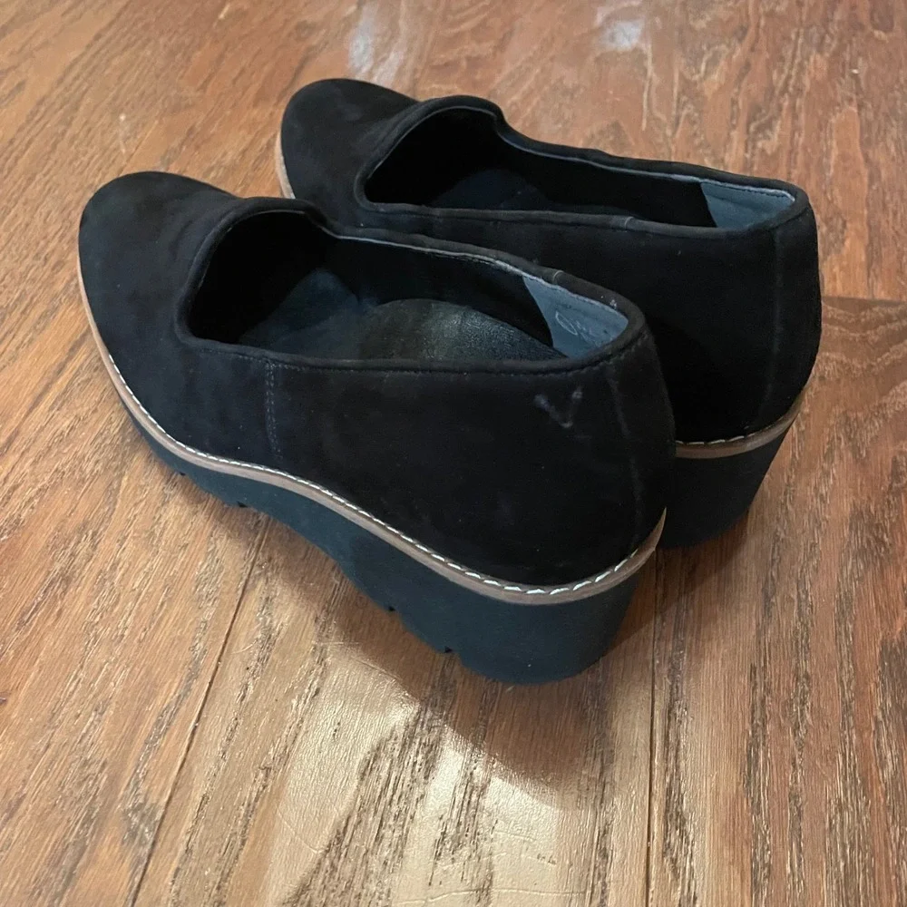 Vionic Willa Wedge Loafers Womens Black Suede Platform Lug Sole Shoes Size 8